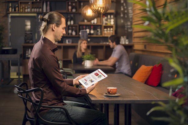 Vue mobile de la solution email marketing de Liana